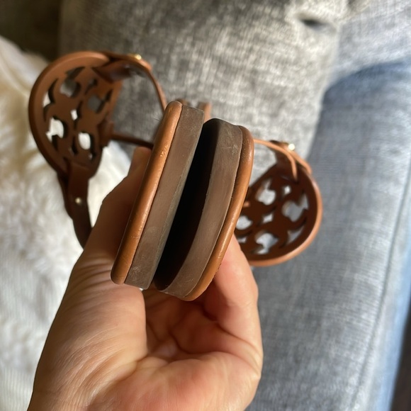 TORY BURCH Miller Sandals! - Picture 14 of 15